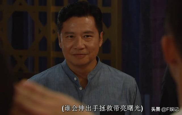 张学友的《有个人》 歌词，张学友的《有个人》（现实却每年都手写充满爱的卡片给太太）