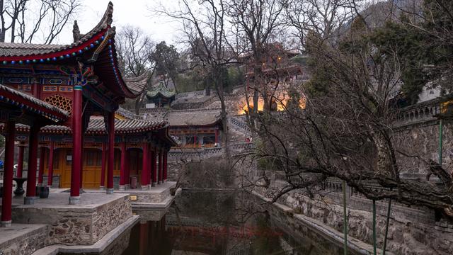 华清宫位于哪里，华清宫简介（中国唯一的皇家沐浴圣地）