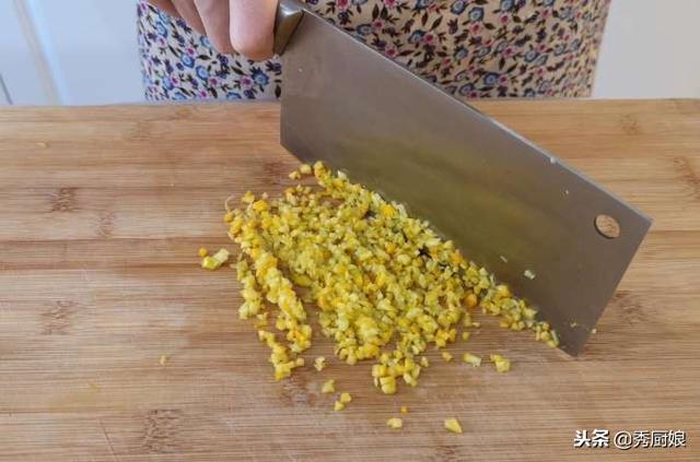 水煮肉丸子的做法，水煮肉丸子怎么做（清水肉丸汤新做法）