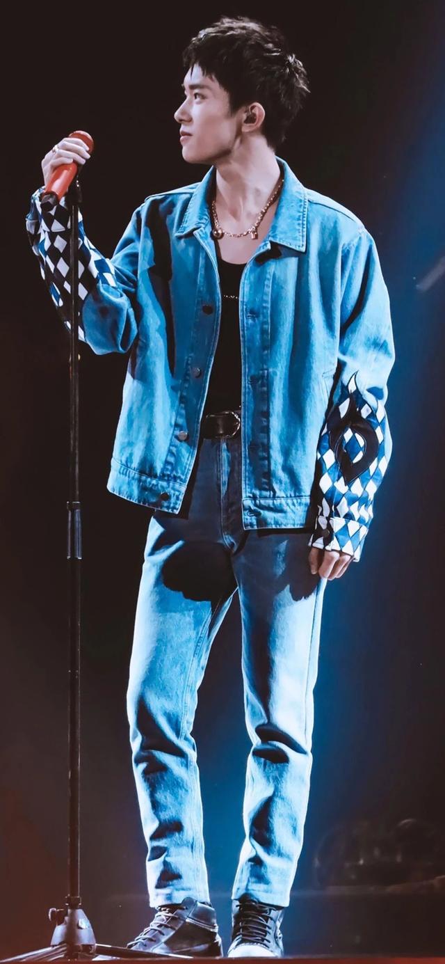 tfboys头像，TFBOYS微信（明星头像壁纸）