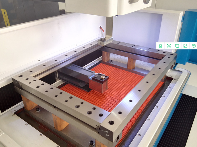 中走丝线切割是什么，什么叫中走丝线切割（中走丝线切割的定义和原理）