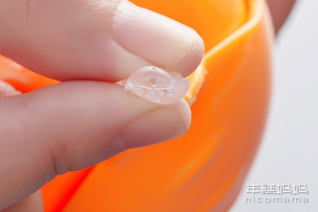 pc材质水杯安全吗，pc材质水杯能装100度开水吗（正确挑选水杯才最重要）