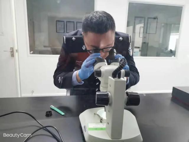 为什么入党怎么回答，为什么入党应该怎样回答（看青年民警话初心使命）