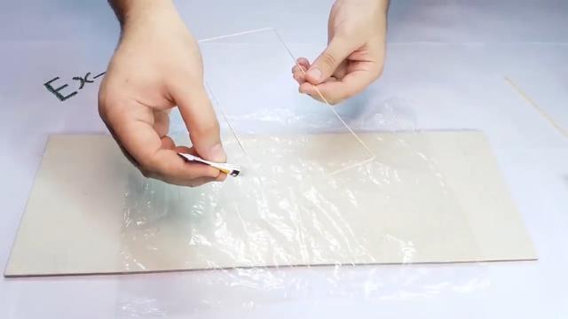 简易飞机模型制作，100个简单的科技小制作_100个简单的科技小制作视频_100个简单的科技小制作不倒翁（用竹蜻蜓原理做一个简易飞机）