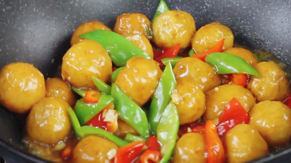 图片[8]-【豆腐丸子】做法步骤图 鲜嫩营养又美味 每次做一大锅不够吃-起舞食谱网