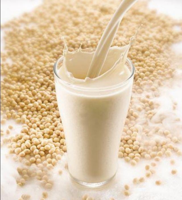 怎样做美味的黄豆花生黑豆浆，黑豆花生豆浆怎么做（最“养人”的5种豆浆组合）