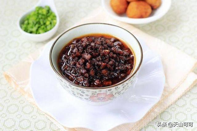 土豆酱的家常做法，土豆丝的家常做法步骤（最经济实惠的炸酱）