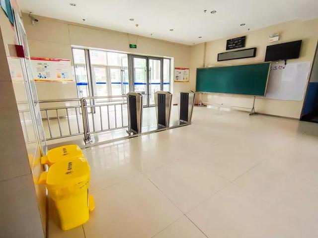 东北师范大学人文学院能三本升二本吗，东北师范大学人文学院是全日制本科学校国家承认吗（<二>东北师范大学人文学院）