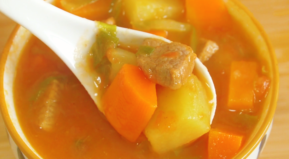 图片[6]-【番茄土豆牛肉汤】做法步骤图 汤浓味美营养好 有助孩子长个-起舞食谱网