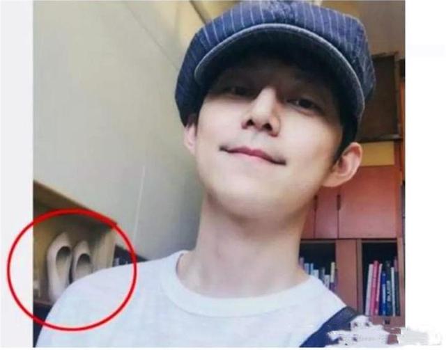 何炅个人资料简介，何炅资料简介（何炅到底是隐婚、不婚、晚婚还是其他）