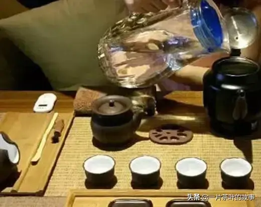 沏茶的步骤动作的描写，沏茶礼仪步骤（手把手教你，23个泡茶步骤）