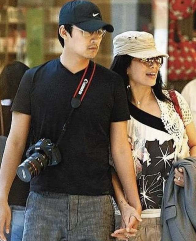 陈松伶主演的电视剧，陈松伶演的电视剧（“TVB一姐”陈松伶的败落史）