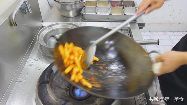 炒年糕怎么做好吃，最简单又好吃的炒年糕的做法（大厨分享炒年糕只需这个方法）