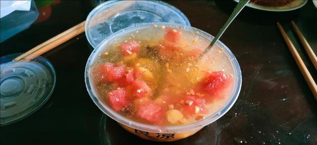 柳江古镇的特色，柳江古镇的特色美食（一个集美貌与美食于一身的古镇）