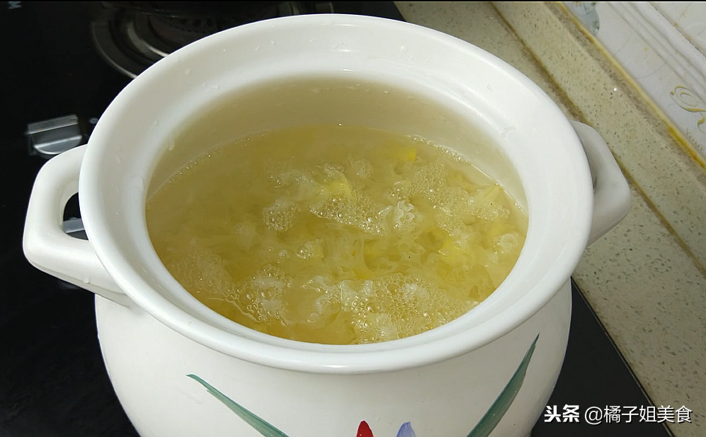 圖片[5]-【紫薯銀耳粥】做法步驟圖 補(bǔ)血養(yǎng)顏 做法也簡(jiǎn)單-起舞食譜網(wǎng)