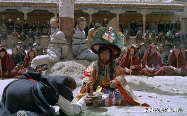 红河谷英文版歌词，红河谷歌词（2次救命之恩换来的却是15分钟内1500人被残忍屠杀）