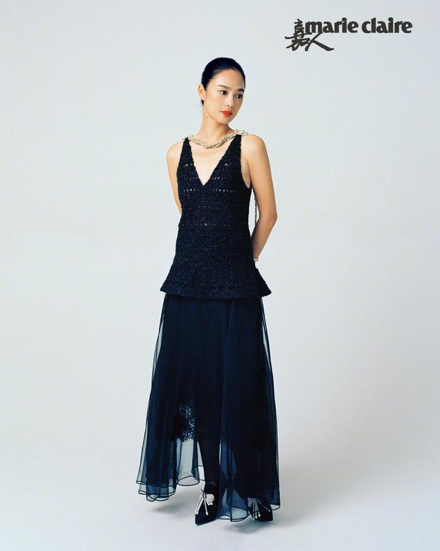 姜文老婆周韵个人资料，姜文老婆周韵生活照片（姜文妻子周韵气质绝了）