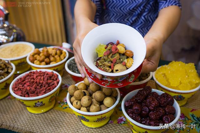 八宝茶的功效与作用,八宝茶有哪八种配料(冬能驱寒夏能解渴) 八宝茶的功效与作用,八宝茶有哪八种配料(冬能驱寒夏能解渴)