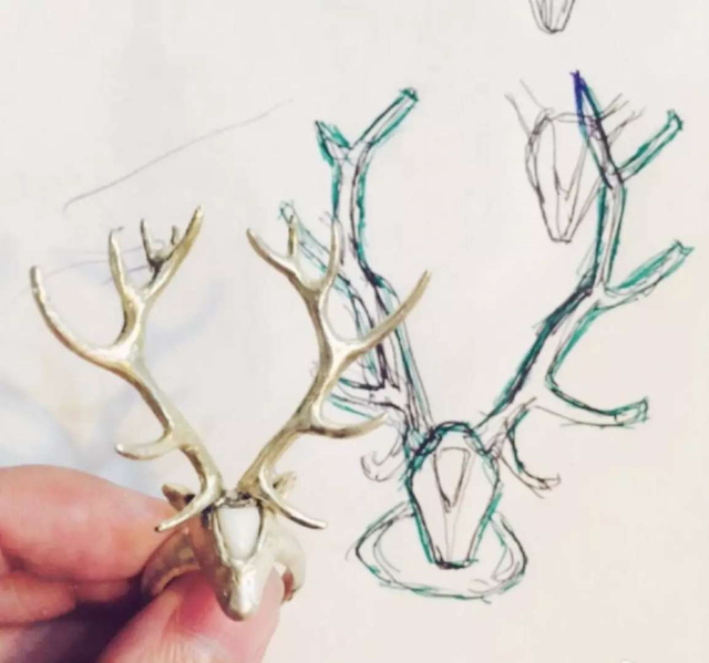 蝴蝶泉边黄雅莉，蝴蝶泉边简谱（被“超女之母”夏青视为亲女儿的黄雅莉现在怎么样了）