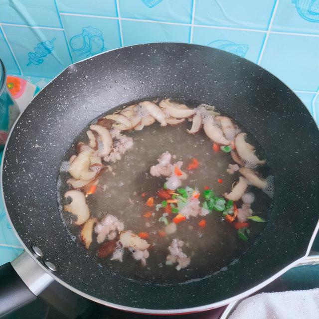 香菇肉片汤的制作方法，香菇肉末青菜汤