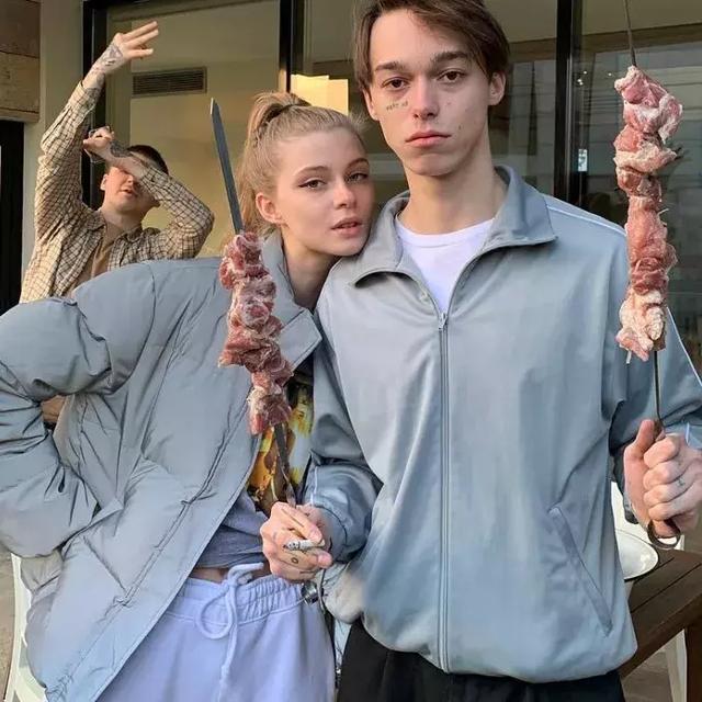 纹身男头像微信，纹身男头像（Trautvein脸上有Wake）