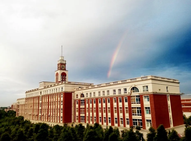 四川传媒学院学费，四川传媒学院学费多少（民办艺术类院校的这些专业）