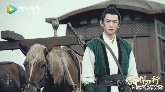 纳兰右慈喜欢李义山是哪一章，纳兰右慈（男性角色剧照评析）