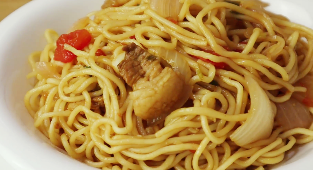 图片[7]-【洋葱焖面条】做法步骤图 出锅比吃红烧肉还解馋 真好吃-起舞食谱网