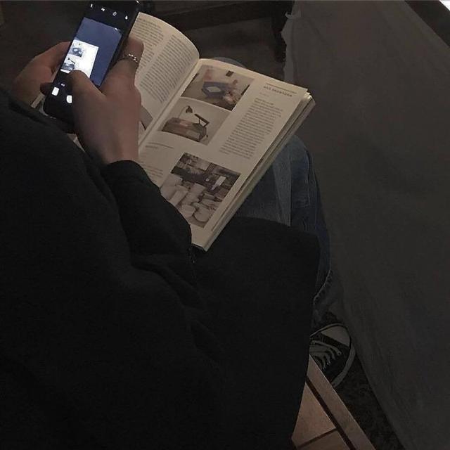 黑色系背景图，简约黑色系背景图（黑色系背景图）