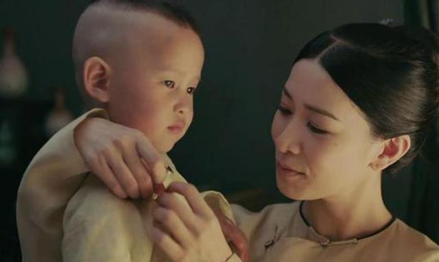 乾隆继后乌喇那拉氏简介，乾隆继后乌拉那拉氏（深受宠爱的那拉皇后）