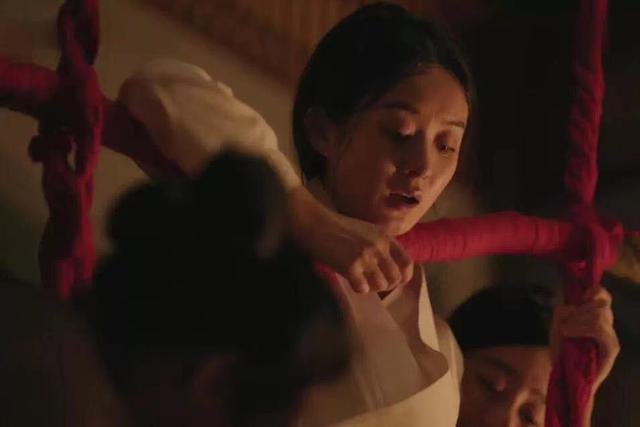 生孩子的5种“姿势”，生孩子不止“躺着”，选对方法顺利分娩