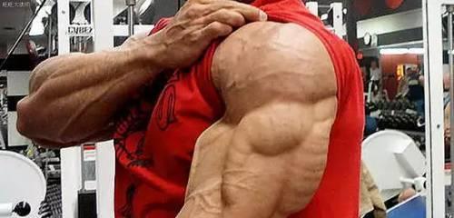 男生怎样拍照好看又上镜，男生怎样自拍好看又上镜（男生多练5个部位）