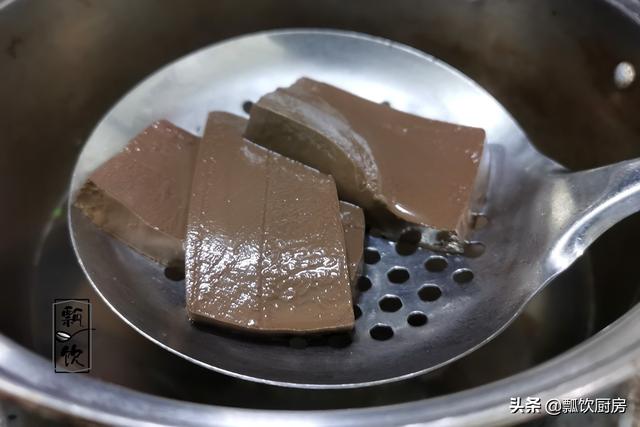 酸辣粉丝汤的做法，酸辣粉丝汤的做法大全（天冷喜欢重口胃）