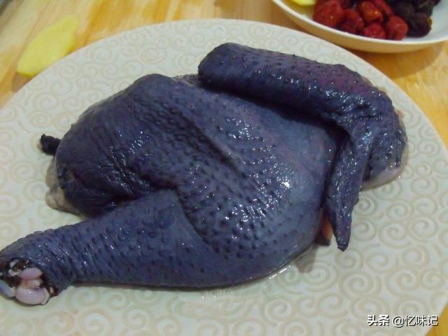 补血益气乌鸡汤，补血益气乌鸡汤做法（补血益气乌鸡汤做法大全）