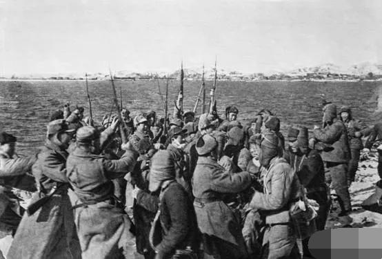 什么桥下没水，什么桥下没水立交桥打一生肖（美军空投桥梁修复水门桥）