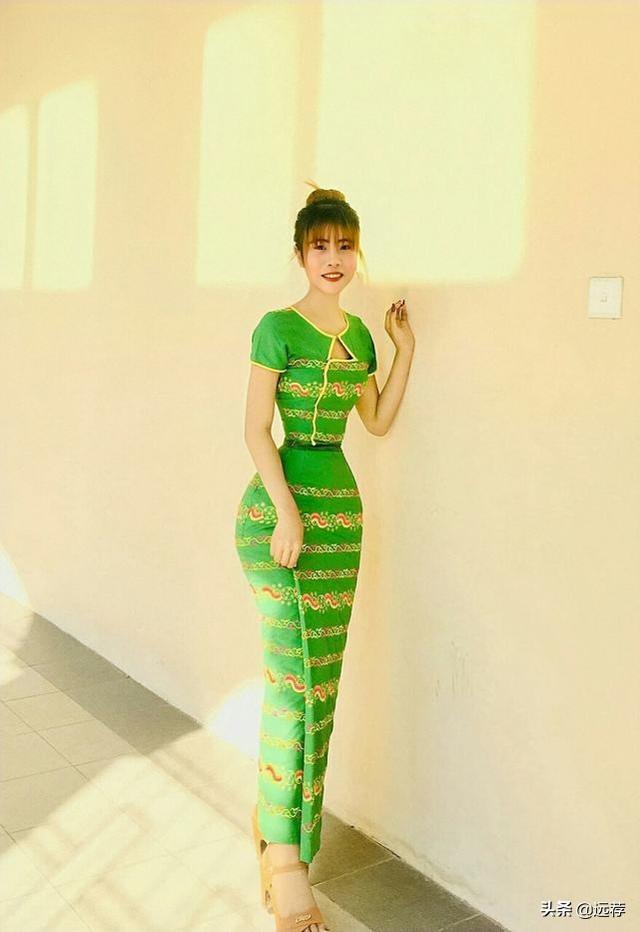 什么是蚂蚁腰，怎样练蚂蚁腰（23岁女孩拥有34厘米“蚂蚁腰”爆红）