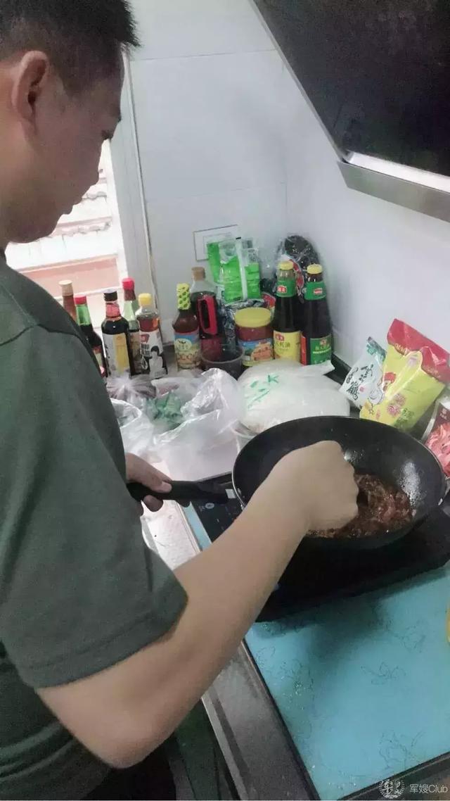 遇到心机girl怎么办,碰上心机女该怎么做(我家兵哥把我宠上天了) 遇到心机girl怎么办,碰上心机女该怎么做(我家兵哥把我宠上天了)