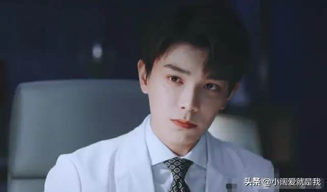 新版东方不败，新版东方不败是谁演的（新版《笑傲江湖》中超高颜值的东方不败）