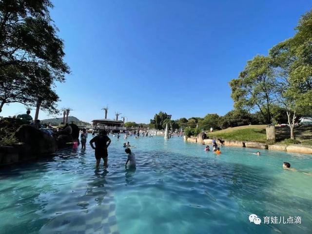 月湖雕塑公园攻略，上海怎么旅游省钱（月湖雕塑公园-面积大人不多除了贵和远其他都很好）