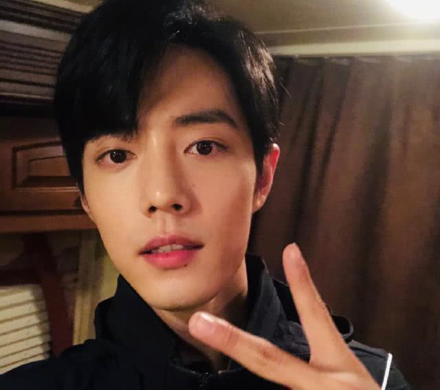 肖战英文名为什么叫daytoy，肖战英文名字叫什么（肖战的努力大家有目共睹）