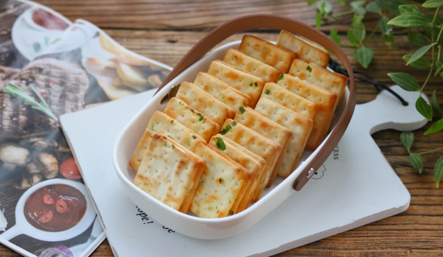 牛轧饼的做法，牛轧酥的做法大全（近期比较受欢迎的一份牛轧饼干）