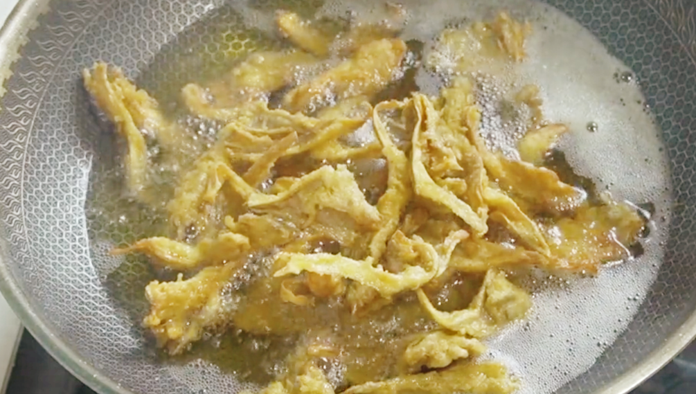 图片[6]-【椒盐蘑菇】做法步骤图 比肉还好吃 做法简单-起舞食谱网