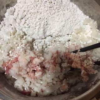 白萝卜肉丸子的最佳做法，过年和家人团圆必吃的一道菜