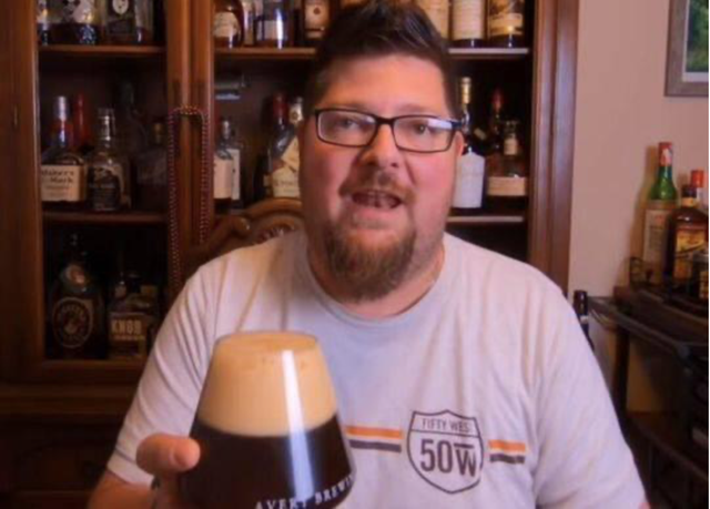 晚上只喝啤酒反而瘦了，晚上只喝啤酒反而瘦了什么原因（晚上喝啤酒会发瘦吗）