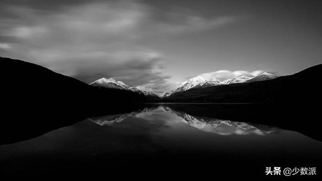 苹果12pro防水吗，苹果12pro防水到什么程度（让专业摄影师满意的升级）