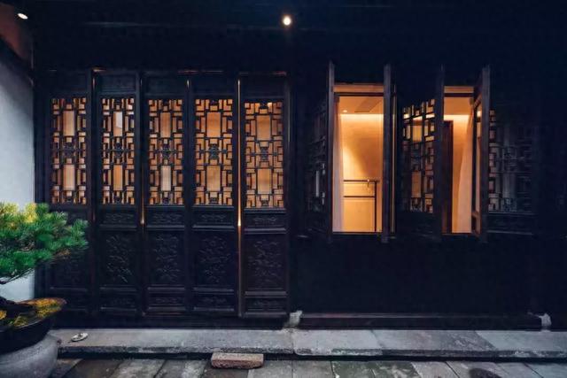 探访百年老宅——胡雪岩故居，生活在旧时光里，做个闲人