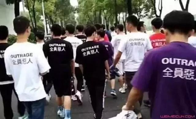 若风零单闯韩服，LOL若风和小智哪个厉害（单挑不够还要摇人群战）