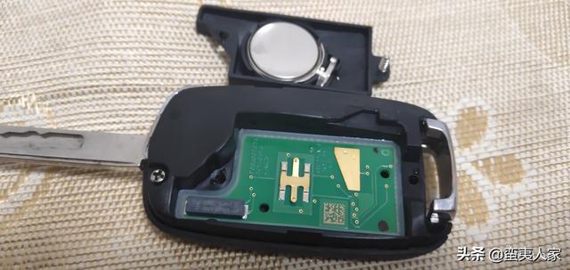 车钥匙进水后几天能用，车钥匙进水后几天能用吗（汽车遥控钥匙不小心进水怎么办）