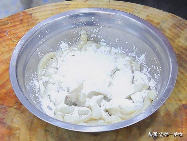 孜然鱿鱼嘴做法窍门，大厨分享孜然鱿鱼的饭店做法