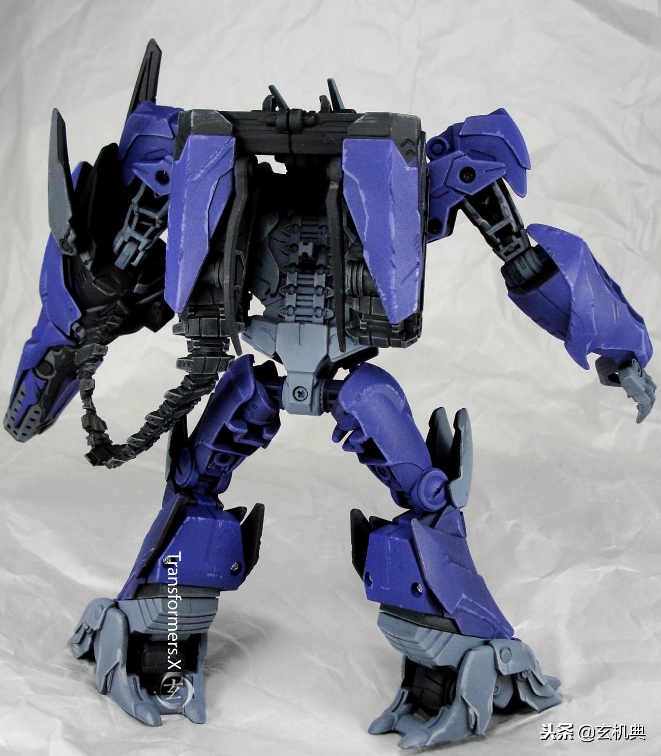 狂派霸天虎塞伯坦星球守卫指挥官震荡波